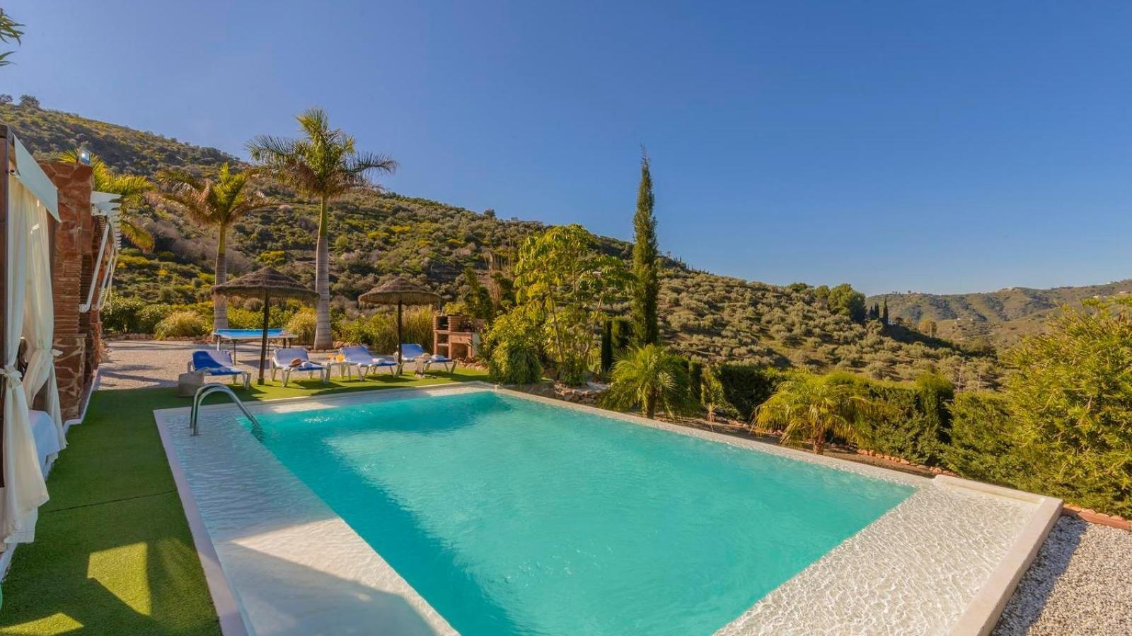 Villa Las Palmeras De Torrox By Ruralidays Exterior photo