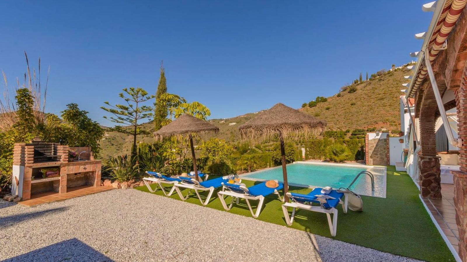 Villa Las Palmeras De Torrox By Ruralidays Exterior photo
