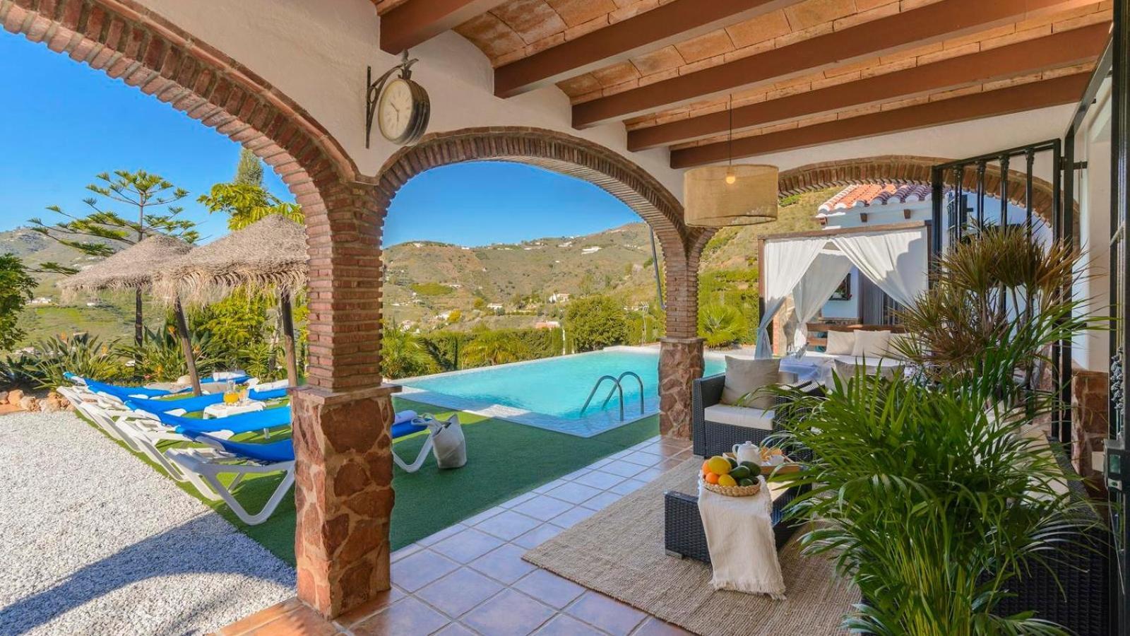 Villa Las Palmeras De Torrox By Ruralidays Exterior photo